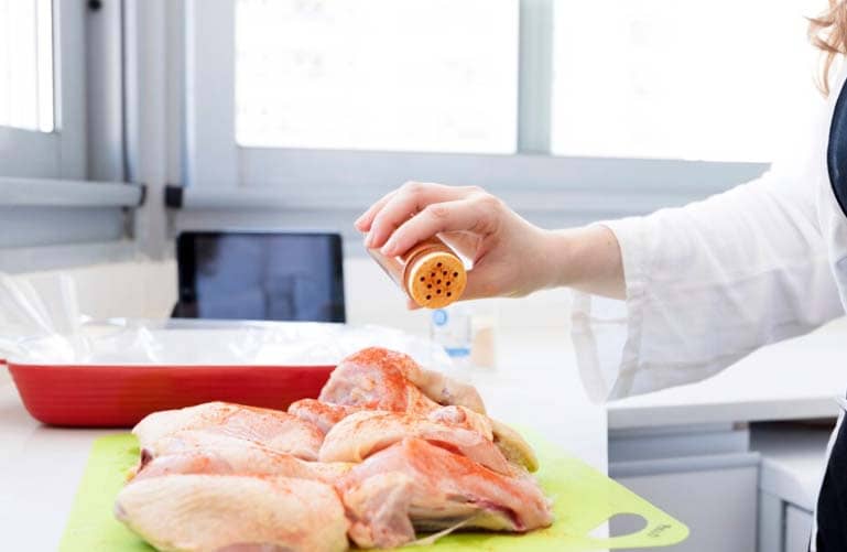 Marinare il pollo fritto